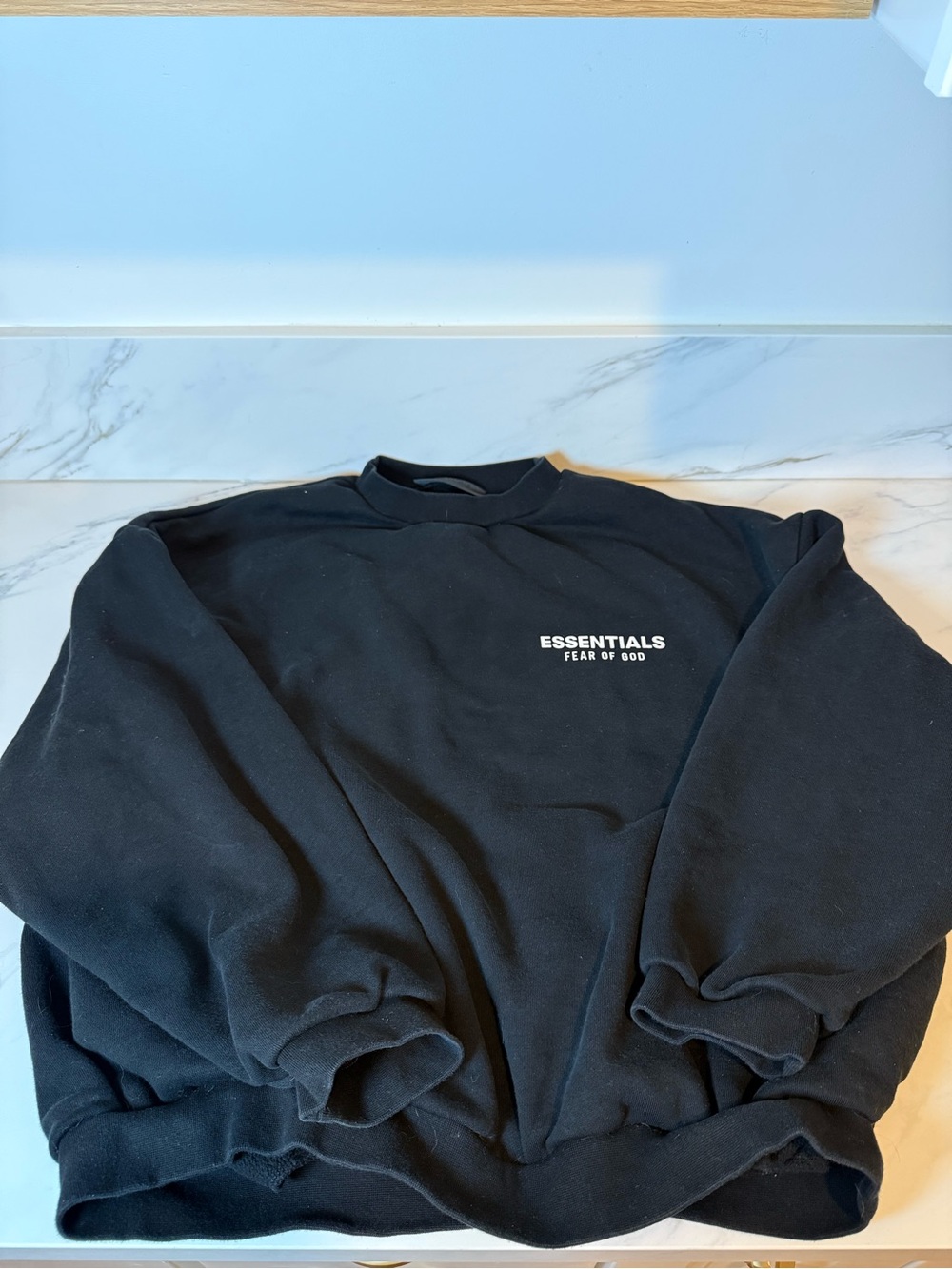 Essentials black oversized crewneck - Picture 2 of 5